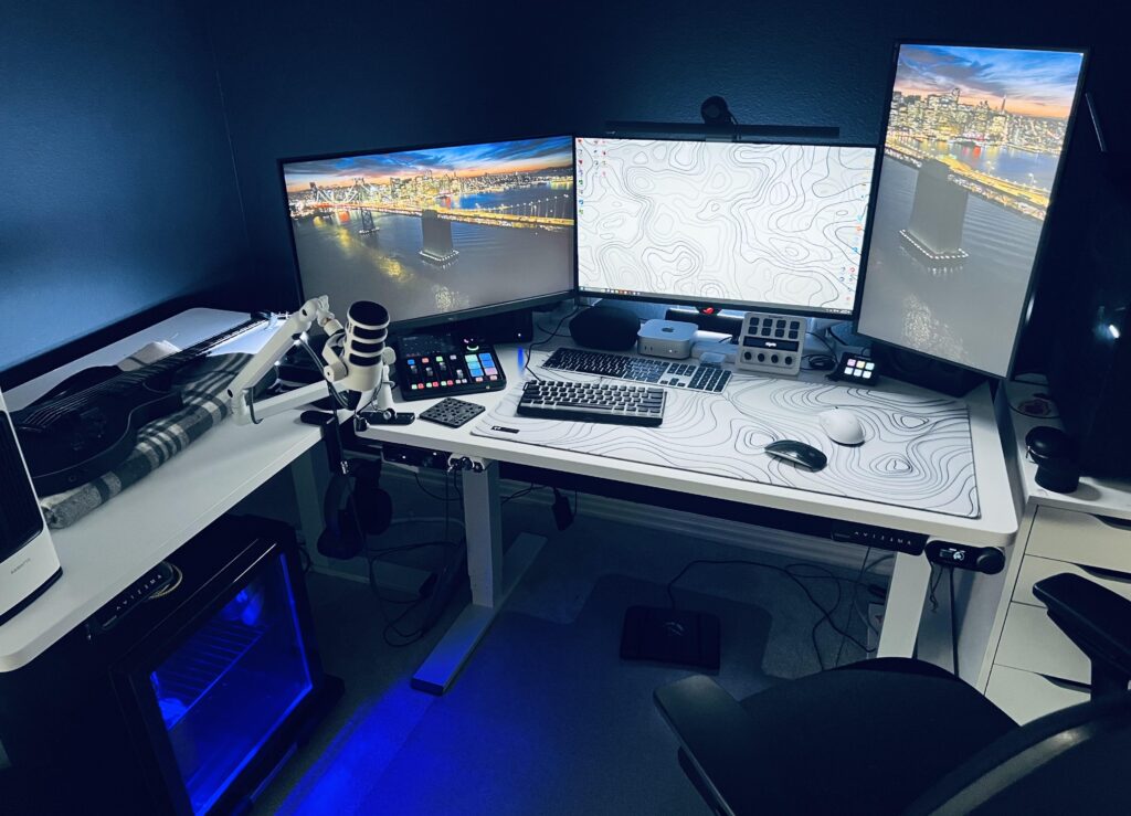My Happy Place. (Mac Mini m4 / PC setup)