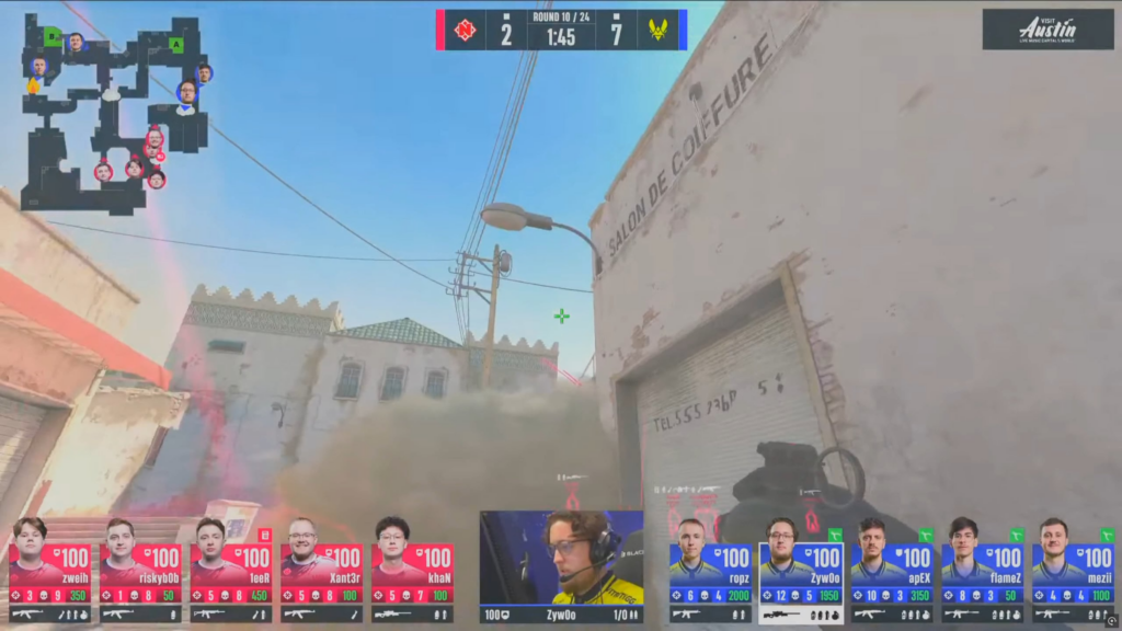 Zywoo with the full blind flick