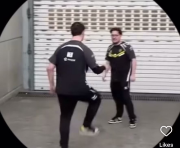 Zywoo chilled between games