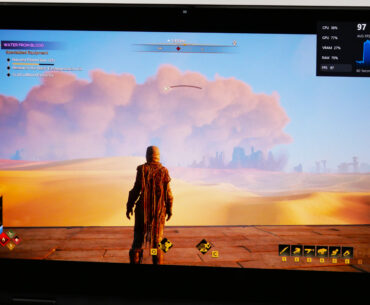 Dune Awakening gameplay on the HP Omen Max 16.