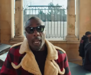 Reed went super undercover for this one fam