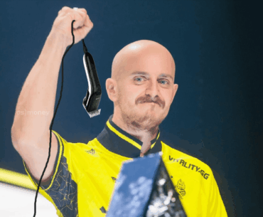 Bald apex