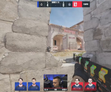 Example of the head flinch animation when tagging arms in pro play (Austin Major)