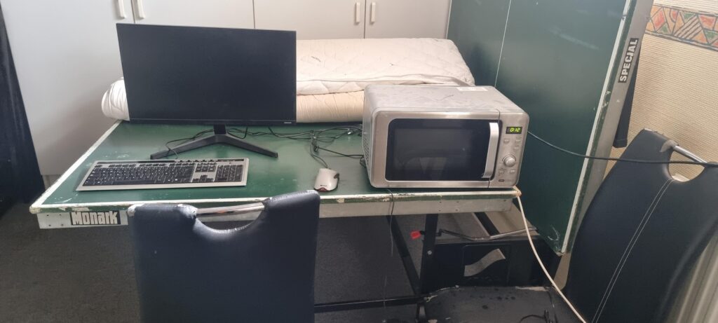 My girlfriend's sister's boyfriend's setup