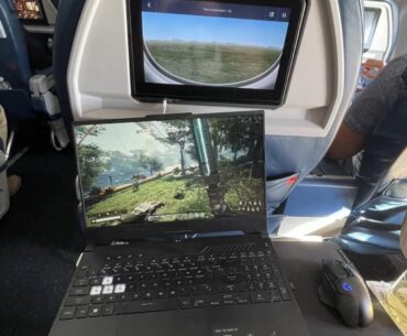 Gaming while flying is life