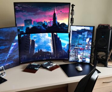 When two meters of a desk was not enough so you had to ask the guy to add a cabinet to make it wider