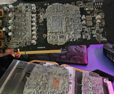 Who needs thermal pads when you can drown it in paste, right? Cleaned and fixed this RTX 2060 Super Gigabyte Windforce OC V1.0 with proper pads (sizes in the comments)