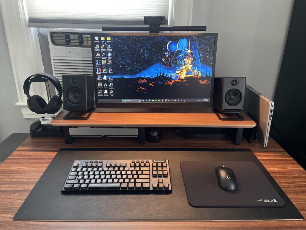 Artisan Zero + Superglides feel too good… should I ditch the leather mat for a full-size pad?