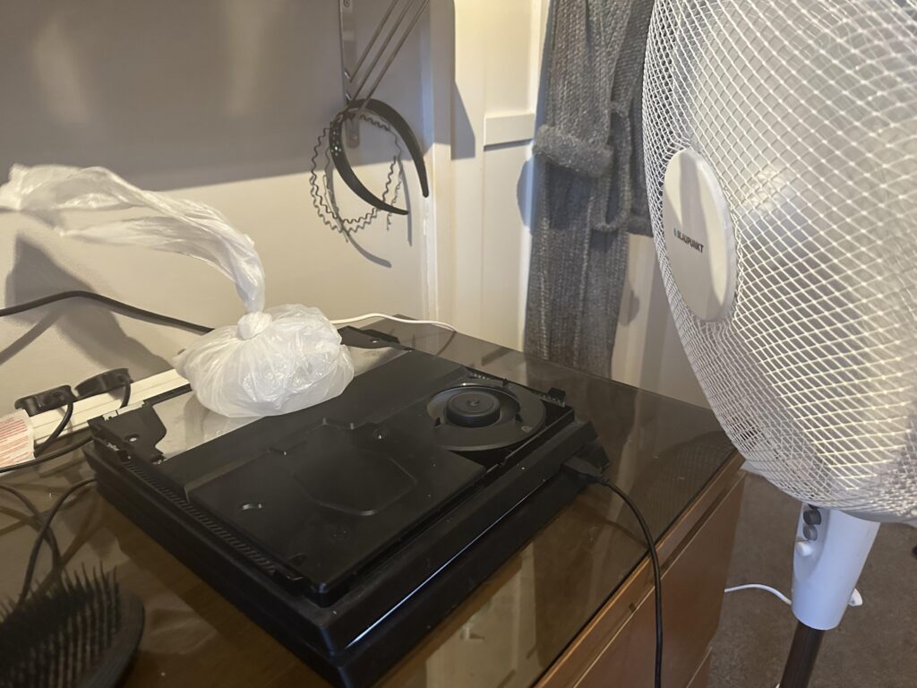 PS4 kept giving me a too hot warning, even with the lid off.