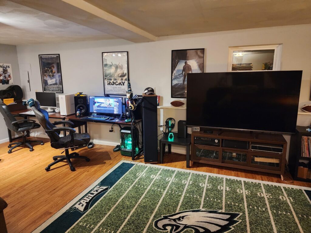 Working on my triple gaming setup