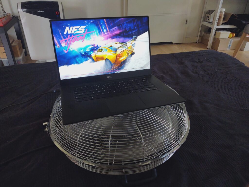 How to properly cool you laptop!