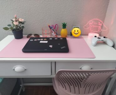 My 7 year old asked me to post her Battlestation where she studies, does her art and plays her fav games.