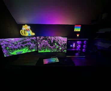 My cosy, dark setup