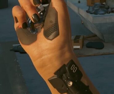 Does anyone else like the small details on their character? I genuinely can’t stop looking at my characters’s hand cyberware in a cutscene.