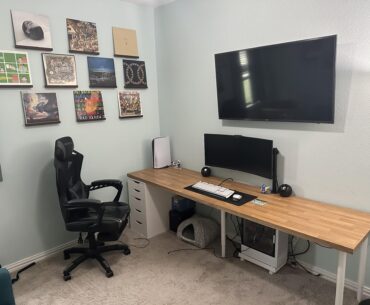 Calle management needs some work but happy overall. I go back and forth if I want to hang other stuff on the right wall.