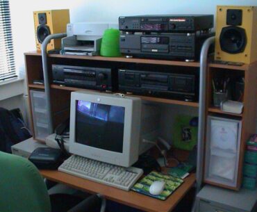 My Y2K battlestation