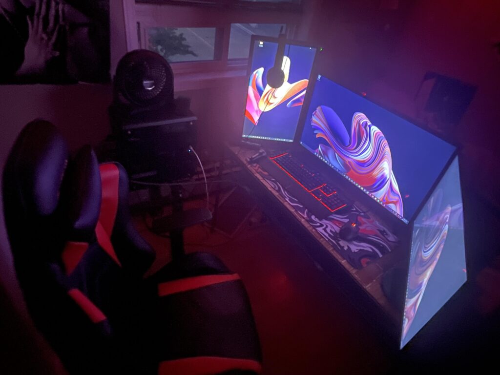 The black thing is just a small fan on top of the PC