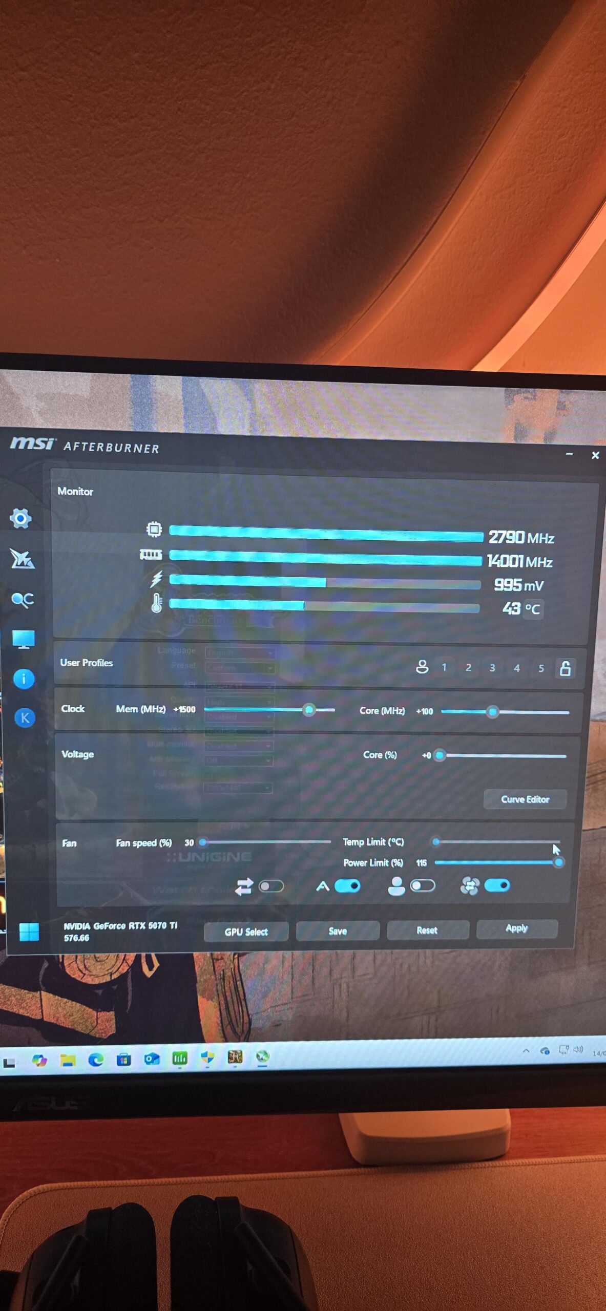 Can someone help me? Can someone help me?