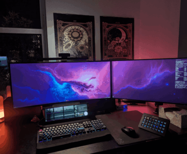 2.5 monitor setup