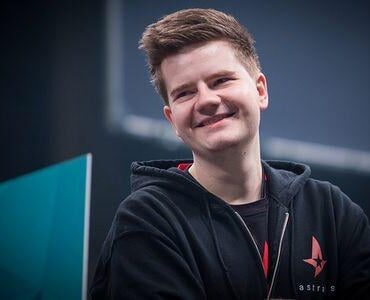 Dupreeh hangs up his jersey