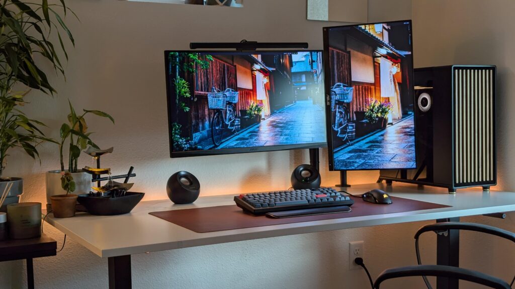 My work & play station, first post hope you guys like it!