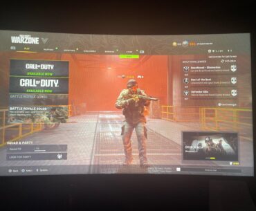 Got a glitch when joining friend and it kicked me out  and brought me back to the OG caldera lobby tried searching for a game but no one else is here feels like a ghost town lol.
