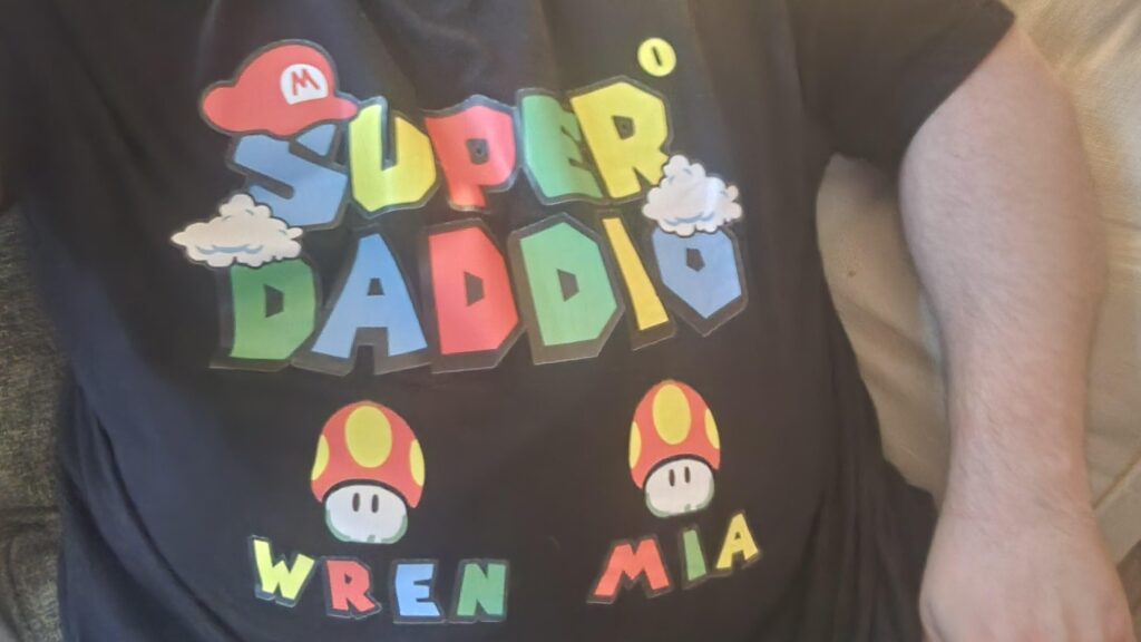 Happy Father's Day to all the old, gamer dads out there! Gift from my wife and daughters.