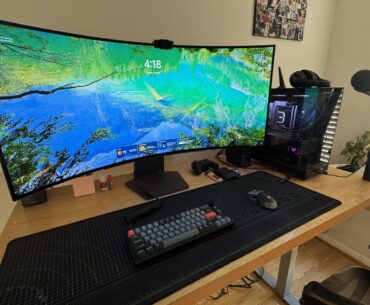 Late post but here it is. Minimal and clean.