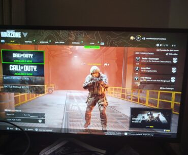 I went to play cold war and it launched warzone