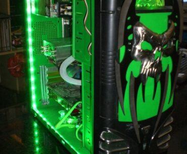 Are there any companies stuck in the 2000s that make gaming PC cases like these brand new?