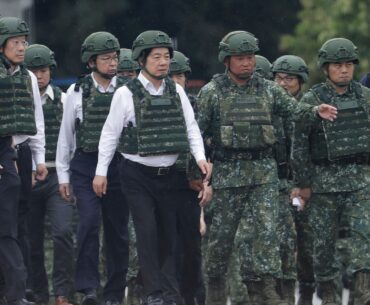 Taiwan mounts massive anti-China war games