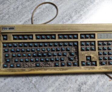 Should i clean my keyboard?