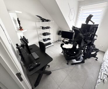 1 PC for both desk & sim