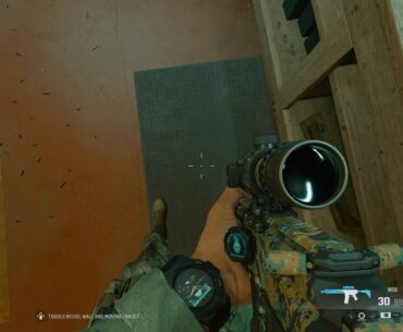 A Small Detail, But it's Cool that MW2 Operators Have Functioning Watches