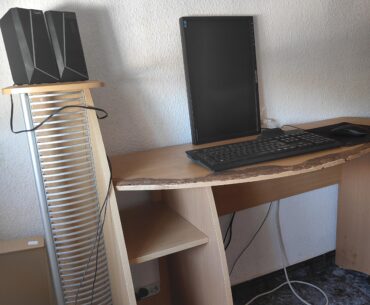 Is my *pc setup* shitty ah valid