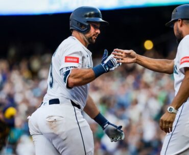 Milwaukee's 11-game winning streak is snapped