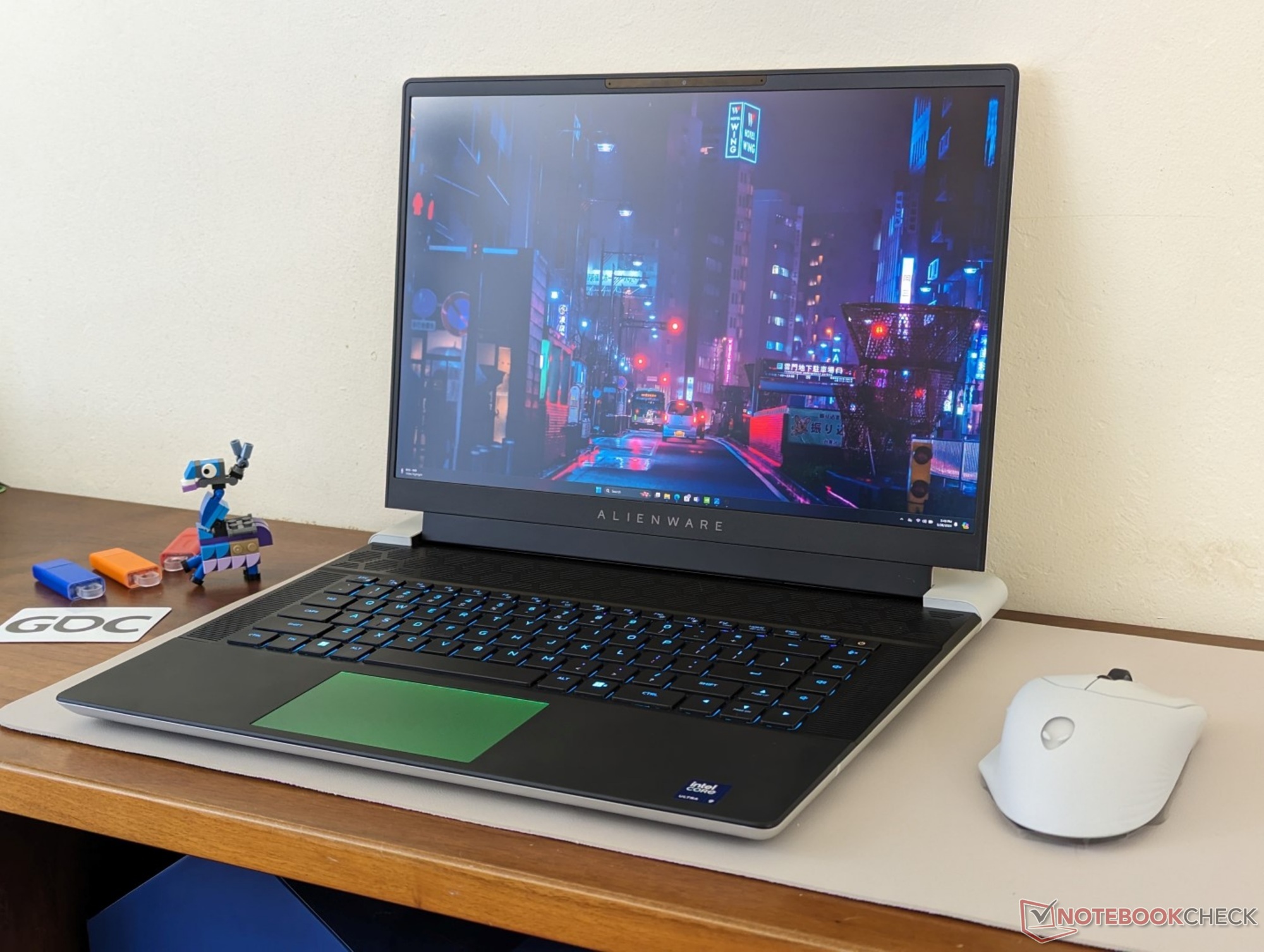 The slim Alienware x16 R2 gaming laptop with RTX 4080 GPU is at its lowest sale price yet The slim Alienware x16 R2 gaming laptop with RTX 4080 GPU is at its lowest sale price yet