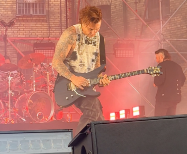 POV: You interact with the third bottle in CotD - Not Ready to Die live in Vilnius.