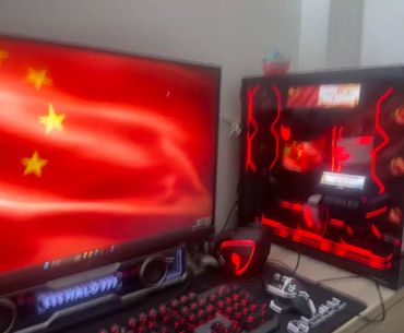 POV: You installed Huawei desktop manager on your PC.