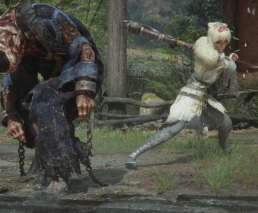 The main character of Wuchang: Fallen Feathers wearing a fluffy white outfit takes a swing as a hunched over enemy