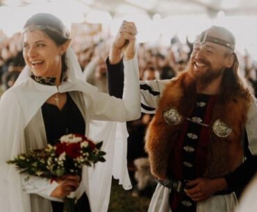 My (now) wife and me had our Elder Scrolls wedding at ESO Tavern two weeks ago. Just wanted to share the happiest moment of my life so far