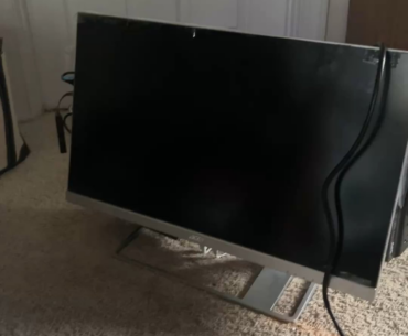 My battery powered laptop, monitor custom display (it works. I don’t think you want to look at the back, but here’s a video.I’m a kid and I do all of this.