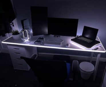 Any good white (or black) gaming / office chairs under £500 that works with this setup?