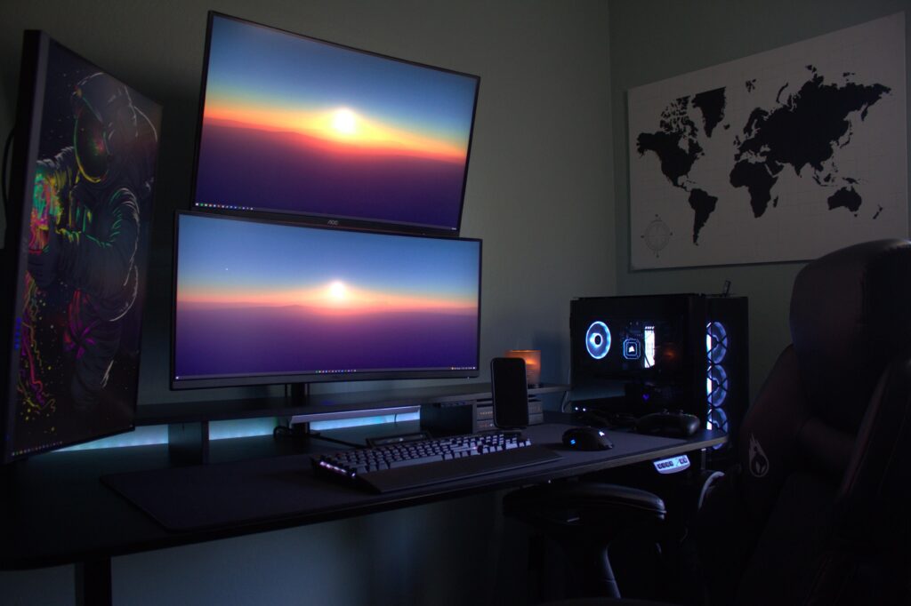Older version of my setup but decided to share for inspiration. Enjoy!