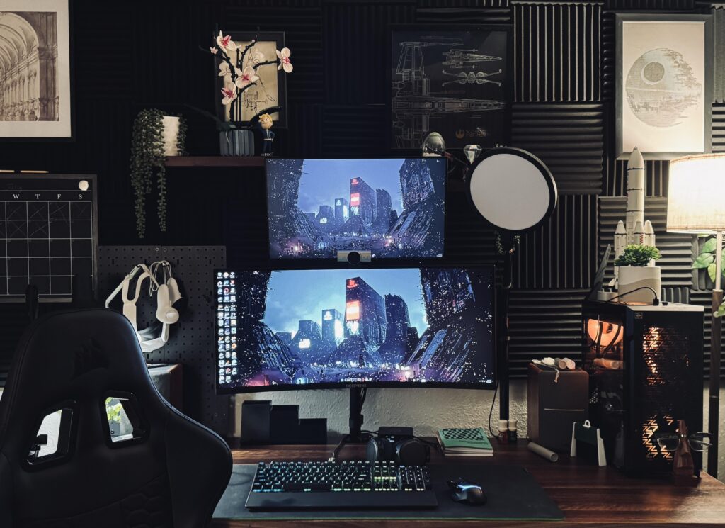 Stacked Monitors 👀