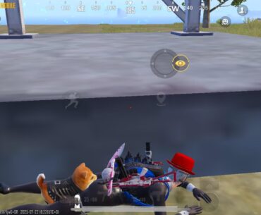 What da dog doing 🤨