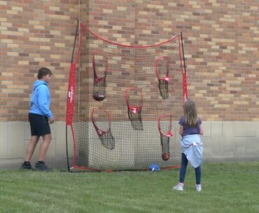 Fargo Park District hosts free games and fitness at Clara Barton Park - InForum