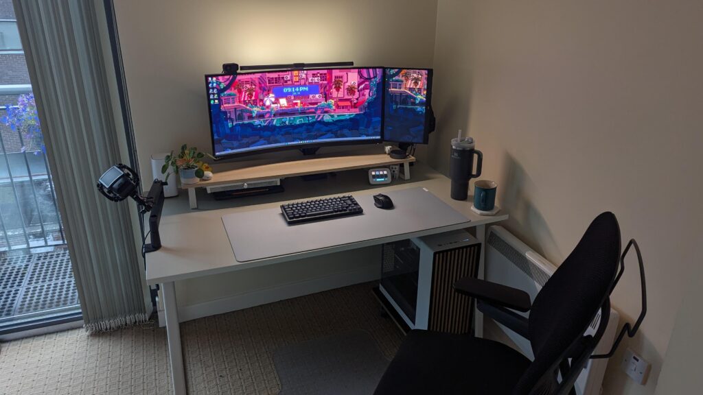 Ultrawide WFH/gaming setup