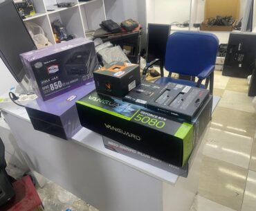 Wanted to share my new build with you all since I don't really have anyone else to share it with. This was my birthday gift to myself! I upgraded from a Core i3-2100 with 4GB of RAM and a GeForce 9500 GT. I have a whole world of games ahead of me and im starting with the Tomb Raider trilogy!