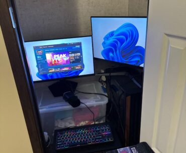 Temporary battle station at my sister’s house ;-;